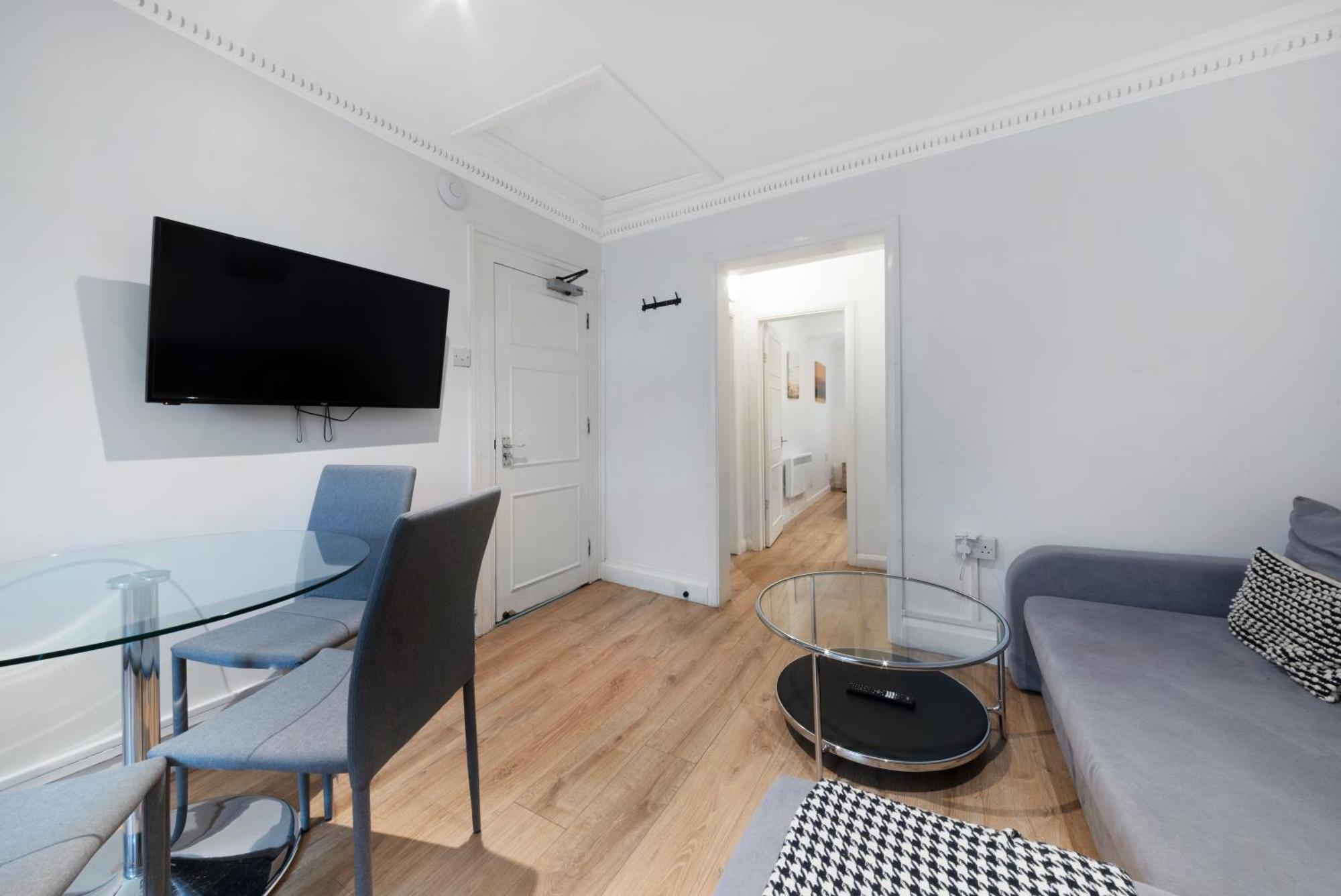 2 Bed Piccadilly Apartment 4 Лондон Экстерьер фото