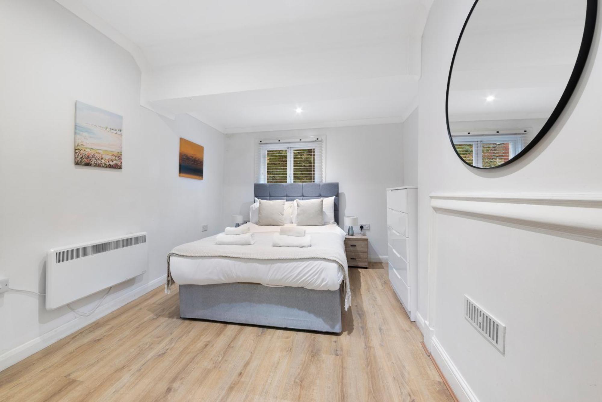 2 Bed Piccadilly Apartment 4 Лондон Экстерьер фото