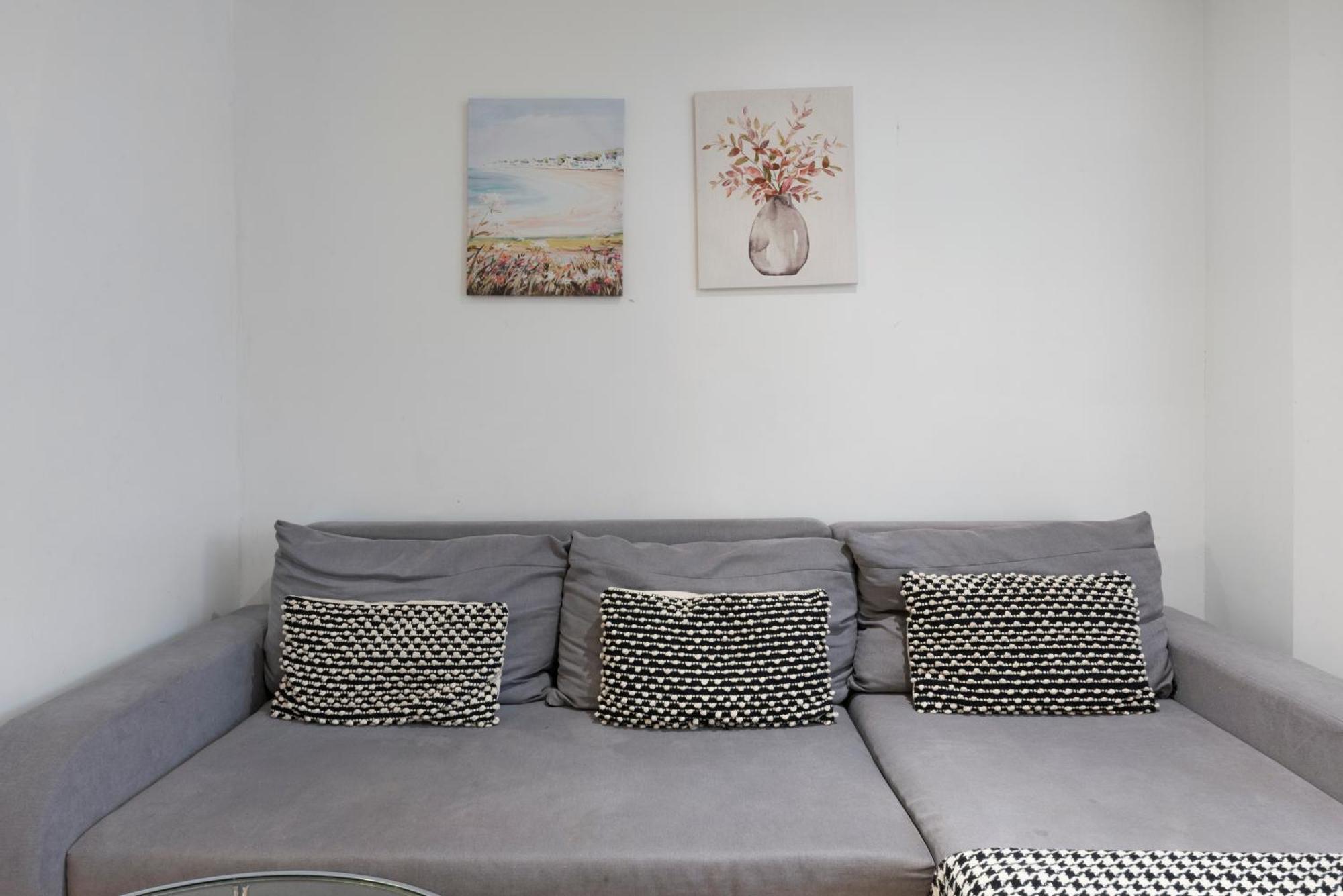 2 Bed Piccadilly Apartment 4 Лондон Экстерьер фото