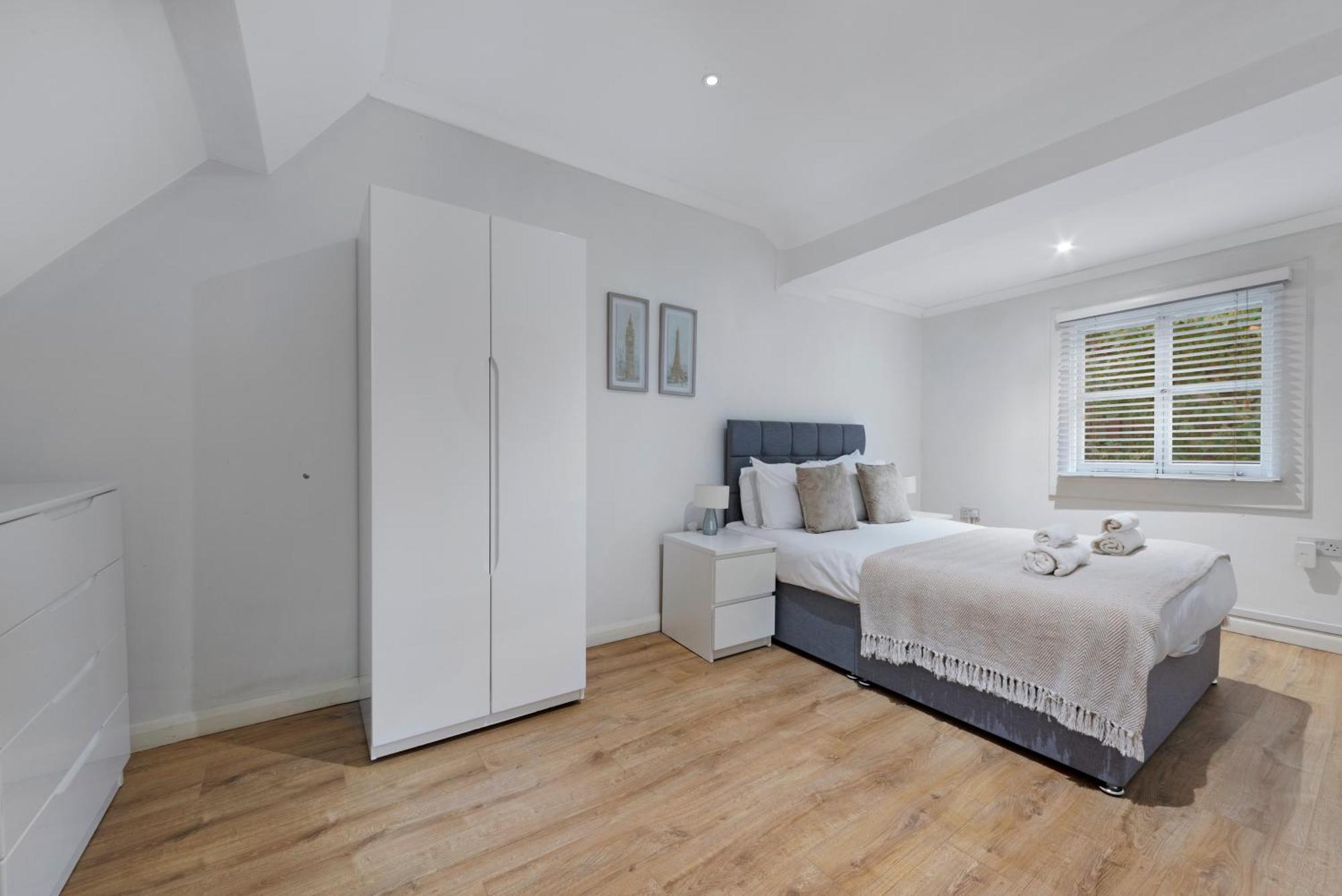 2 Bed Piccadilly Apartment 4 Лондон Экстерьер фото
